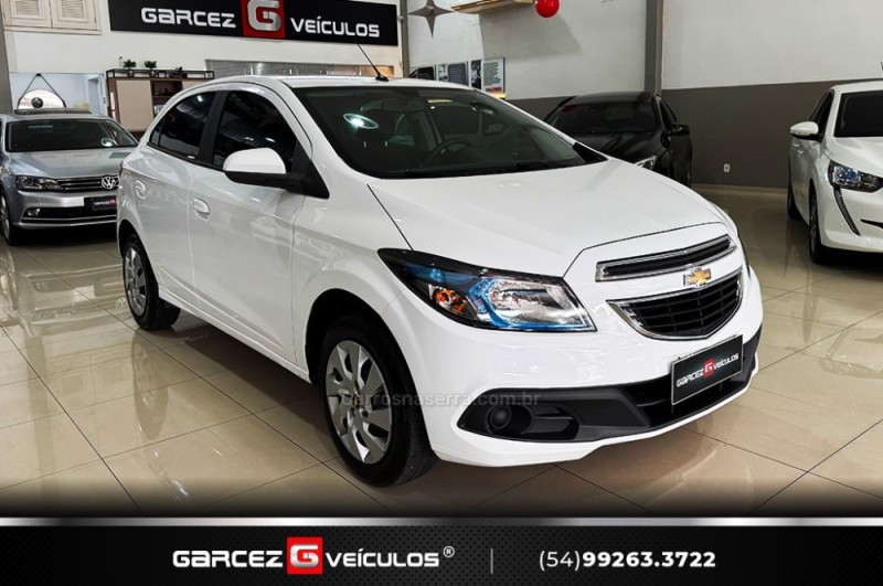 ONIX 1.4 MPFI LT 8V FLEX 4P MANUAL - 2016 - BENTO GONçALVES