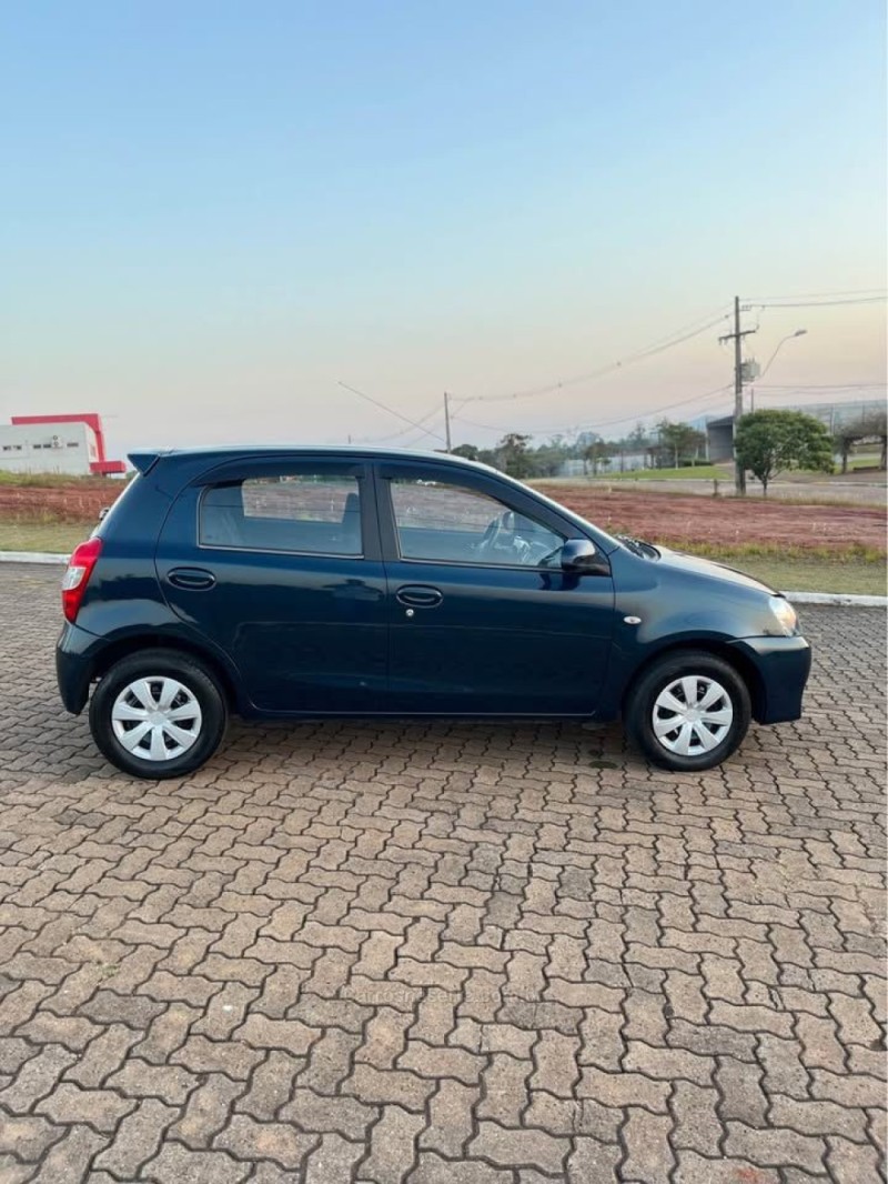 ETIOS 1.3 16V FLEX 4P MANUAL - 2015 - LAJEADO