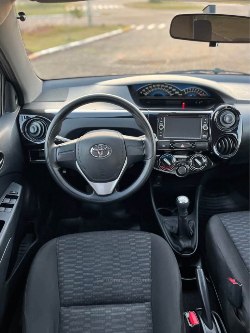 ETIOS 1.3 16V FLEX 4P MANUAL - 2015 - LAJEADO