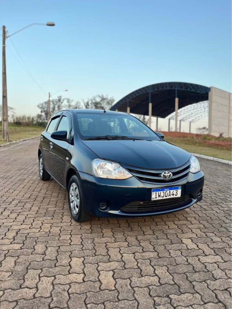 ETIOS 1.3 16V FLEX 4P MANUAL