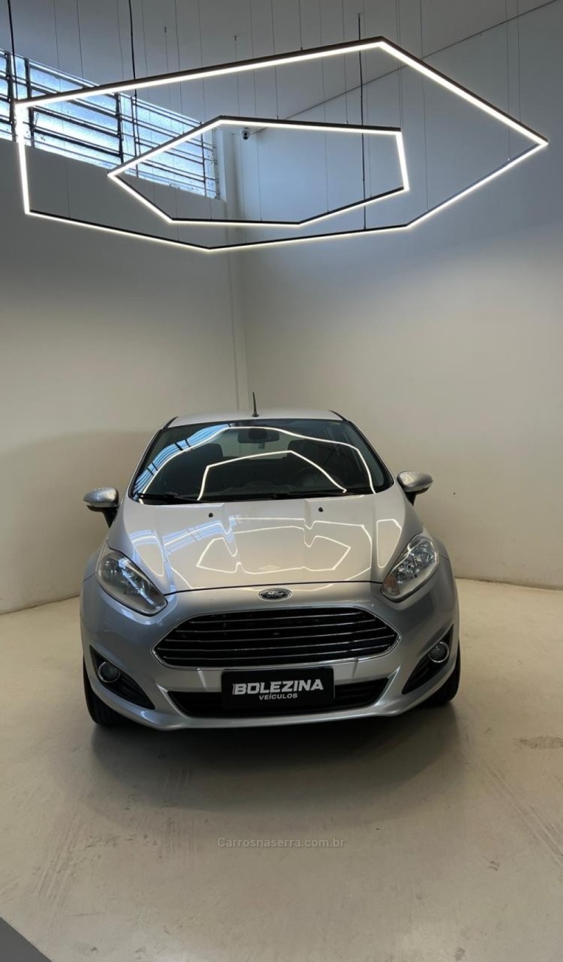 FIESTA 1.6 TITANIUM HATCH 16V FLEX 4P AUTOMÁTICO - 2014 - NOVO HAMBURGO