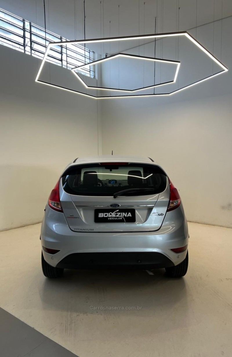 FIESTA 1.6 TITANIUM HATCH 16V FLEX 4P AUTOMÁTICO - 2014 - NOVO HAMBURGO