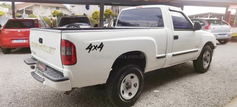 S10 2.8 4X4 CD 12V TURBO INTERCOOLER DIESEL 4P MANUAL - 2001 - FARROUPILHA