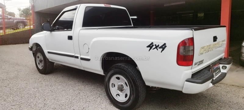 S10 2.8 4X4 CD 12V TURBO INTERCOOLER DIESEL 4P MANUAL - 2001 - FARROUPILHA