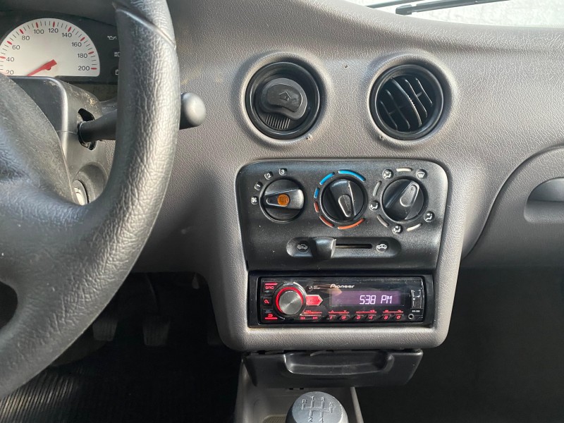 CELTA 1.0 MPFI 8V GASOLINA 2P MANUAL - 2001 - CAXIAS DO SUL