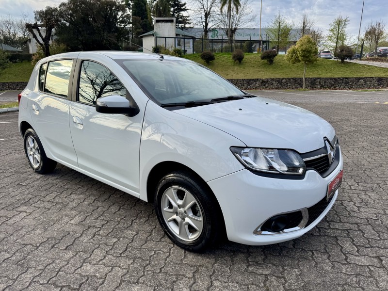 SANDERO 1.6 DYNAMIQUE 8V FLEX 4P MANUAL - 2015 - CAXIAS DO SUL