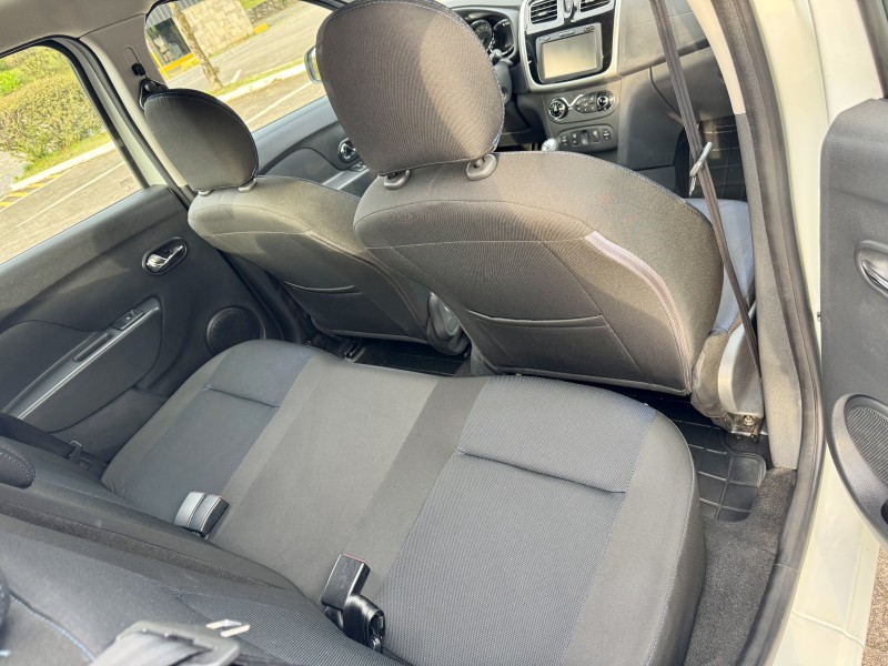 SANDERO 1.6 DYNAMIQUE 8V FLEX 4P MANUAL - 2015 - CAXIAS DO SUL