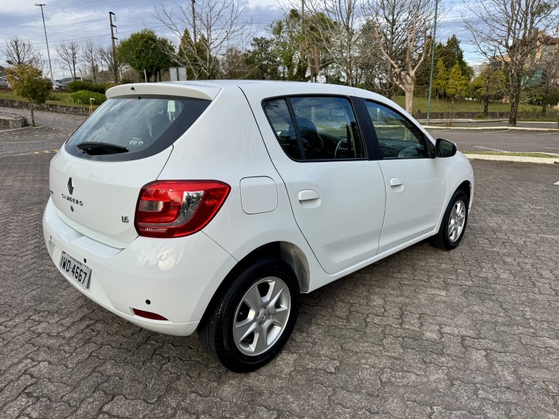 SANDERO 1.6 DYNAMIQUE 8V FLEX 4P MANUAL - 2015 - CAXIAS DO SUL