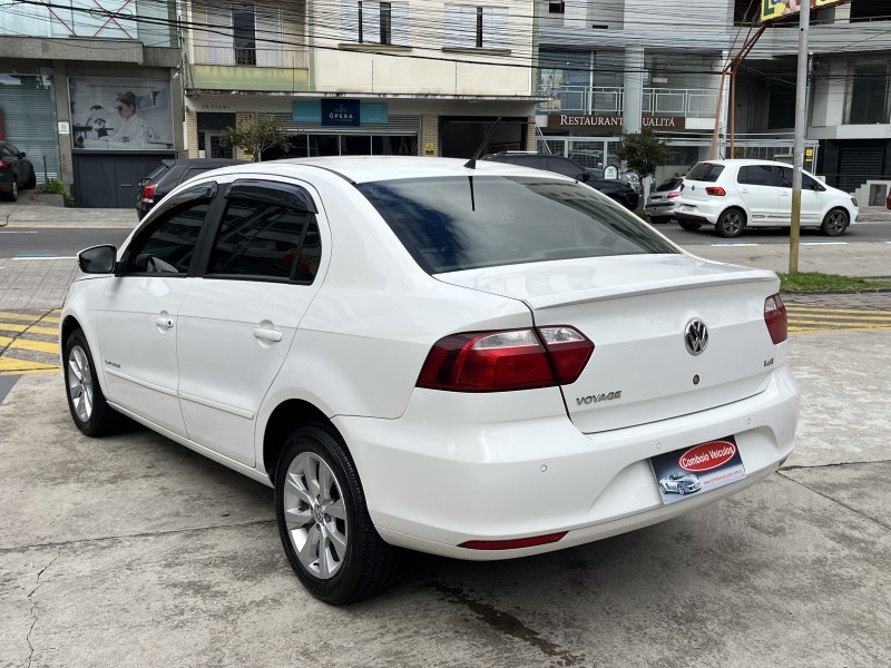 VOYAGE 1.6 MI COMFORTLINE 8V FLEX 4P MANUAL - 2017 - CAXIAS DO SUL
