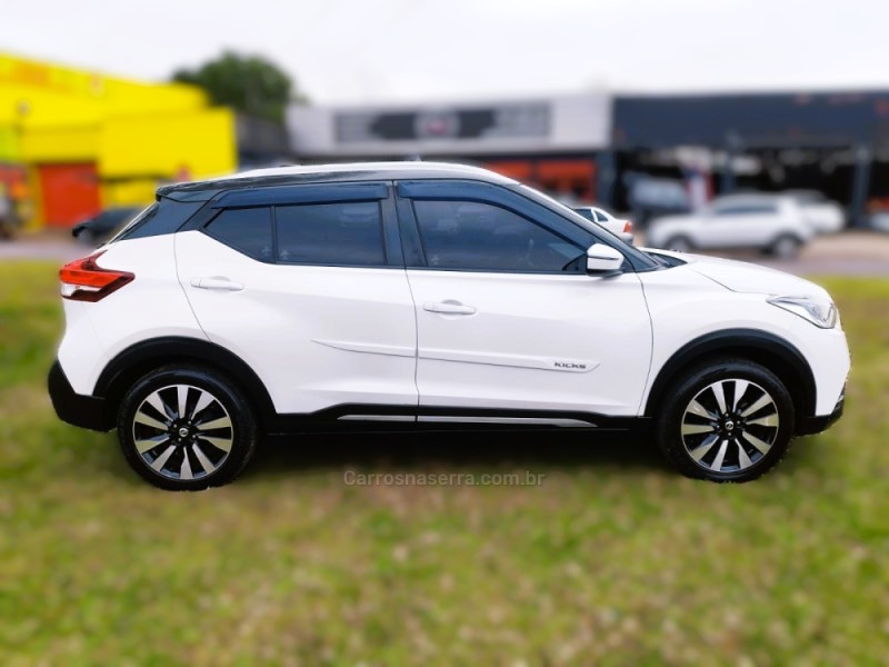 KICKS 1.6 16V FLEX SV LIMITED 4P AUTOMÁTICO - 2017 - NOVO HAMBURGO