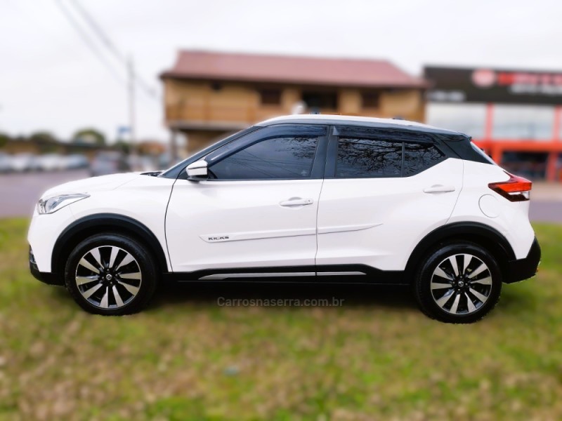 KICKS 1.6 16V FLEX SV LIMITED 4P AUTOMÁTICO - 2017 - NOVO HAMBURGO