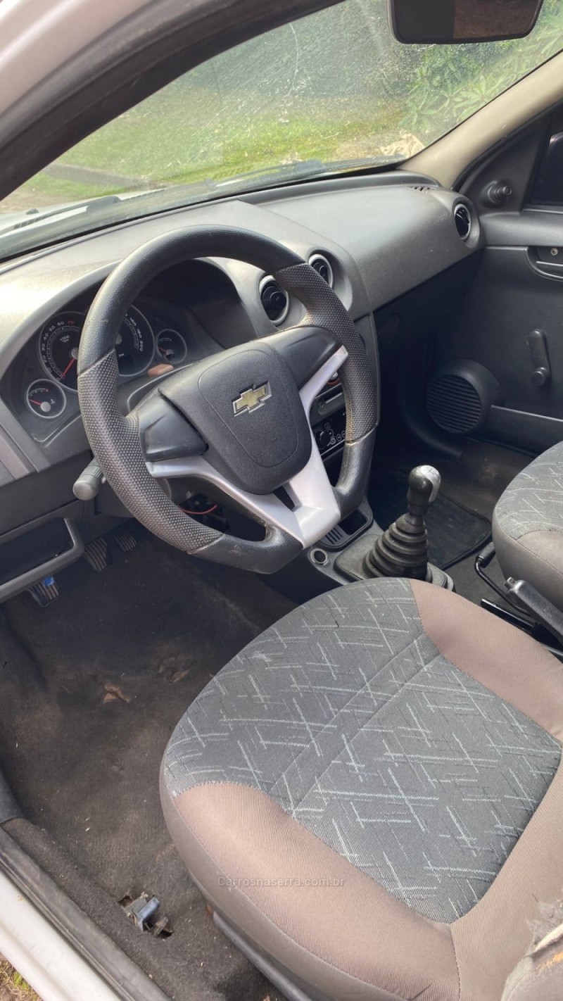 PRISMA 1.4 MPFI MAXX 8V FLEX 4P MANUAL - 2009 - IVOTI