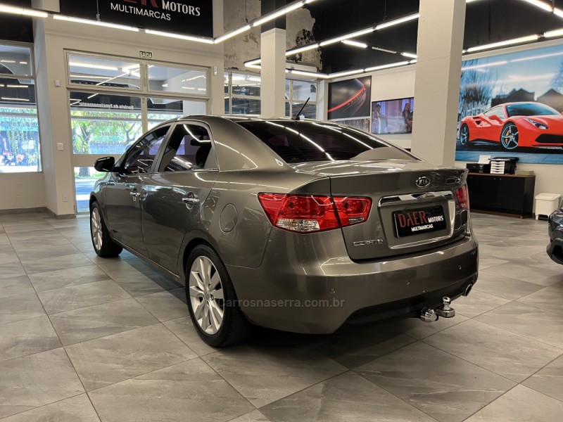 CERATO 1.6 SX3 16V FLEX 4P AUTOMÁTICO - 2013 - NOVO HAMBURGO