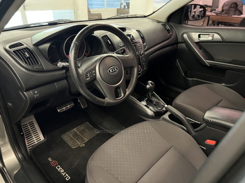 CERATO 1.6 SX3 16V FLEX 4P AUTOMÁTICO - 2013 - NOVO HAMBURGO