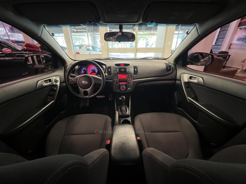 CERATO 1.6 SX3 16V FLEX 4P AUTOMÁTICO - 2013 - NOVO HAMBURGO