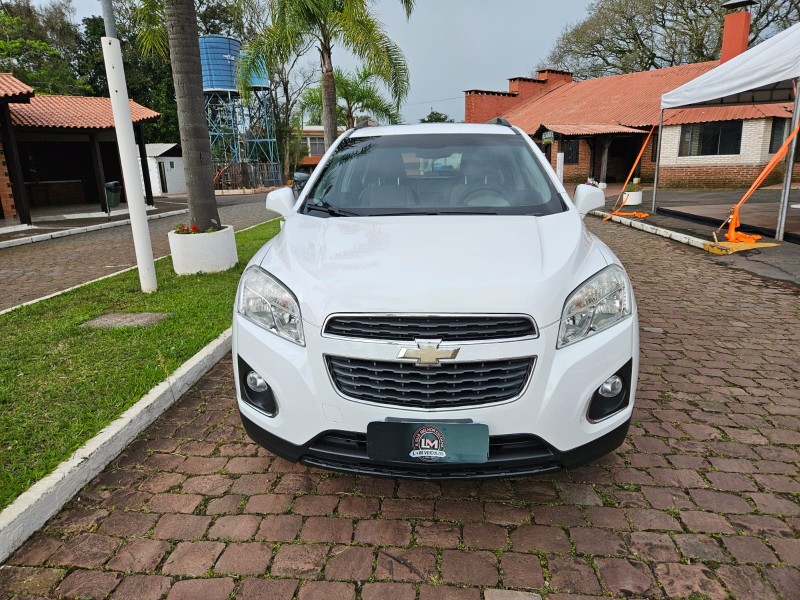 TRACKER 1.8 MPFI LTZ 4X2 16V FLEX 4P AUTOMÁTICO - 2015 - VENâNCIO AIRES