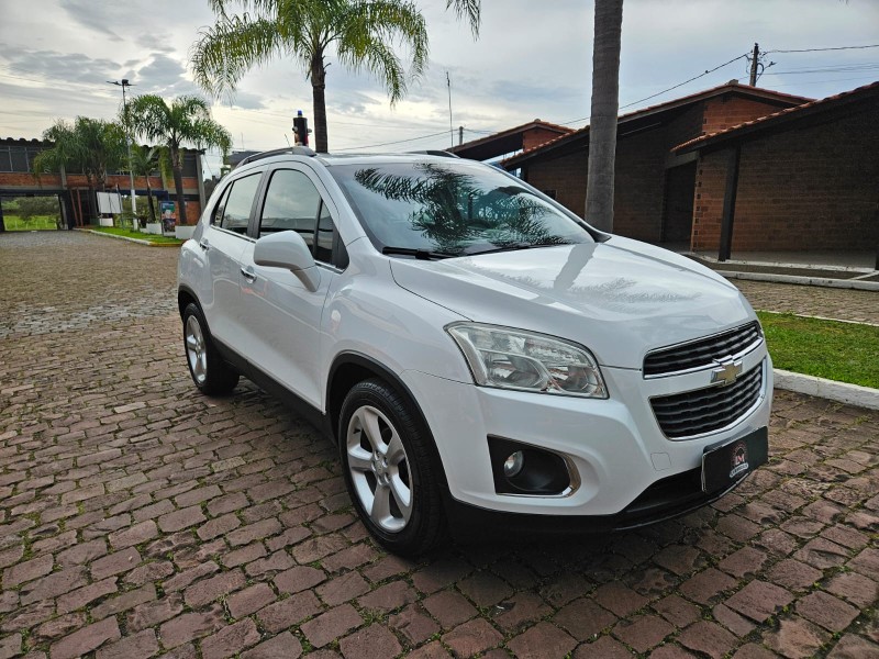 TRACKER 1.8 MPFI LTZ 4X2 16V FLEX 4P AUTOMÁTICO - 2015 - VENâNCIO AIRES