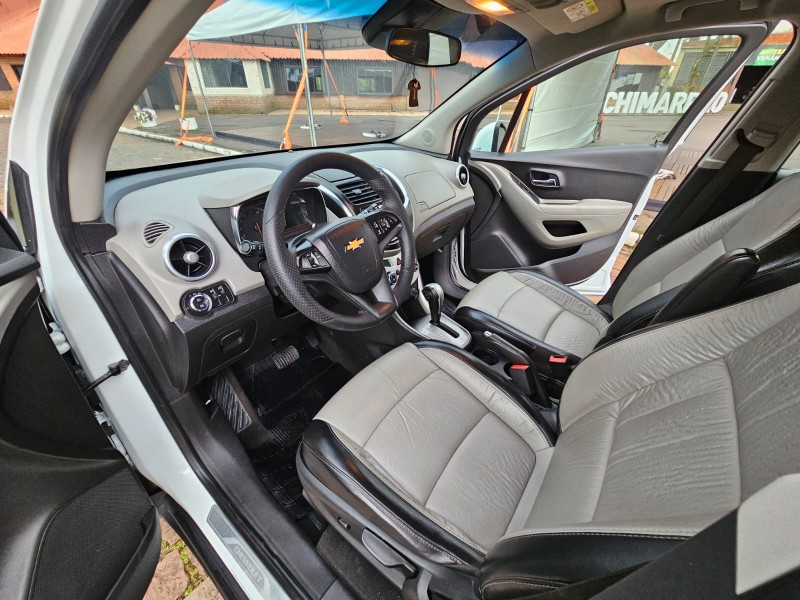 TRACKER 1.8 MPFI LTZ 4X2 16V FLEX 4P AUTOMÁTICO - 2015 - VENâNCIO AIRES
