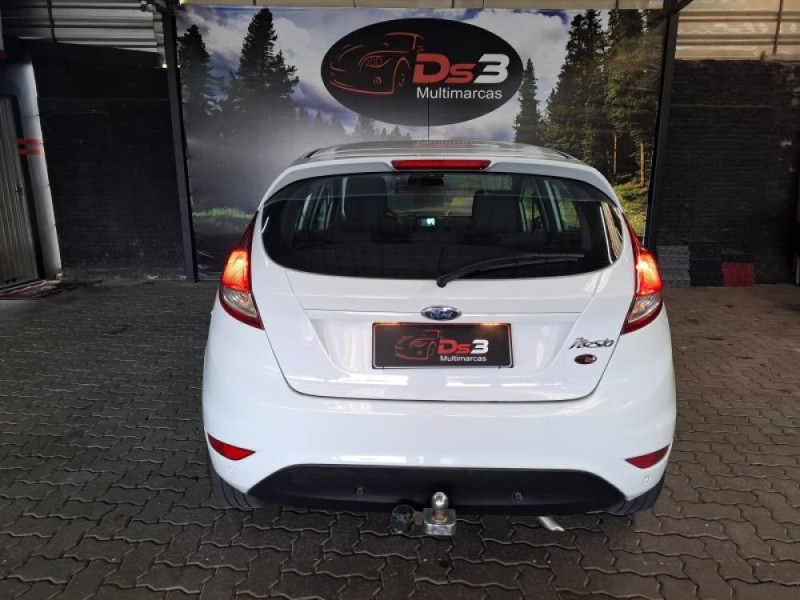 FIESTA 1.6 SEL STYLE HATCH 16V FLEX 4P MANUAL - 2017 - CAXIAS DO SUL