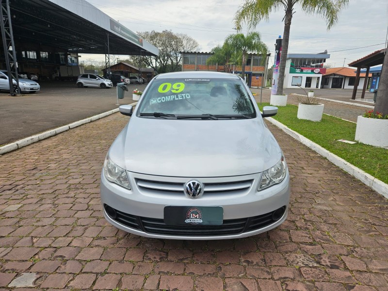 VOYAGE 1.0 MI 8V FLEX 4P MANUAL - 2009 - VENâNCIO AIRES
