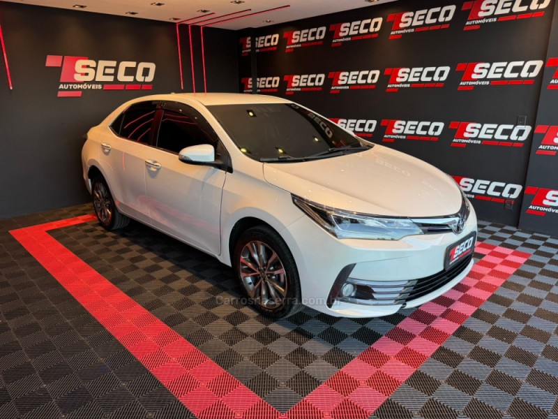 COROLLA 2.0 ALTIS 16V FLEX 4P AUTOMÁTICO - 2018 - PASSO FUNDO