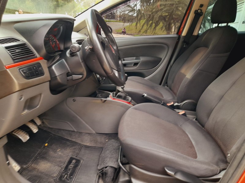 PUNTO 1.8 SPORTING 8V FLEX 4P MANUAL - 2008 - FARROUPILHA