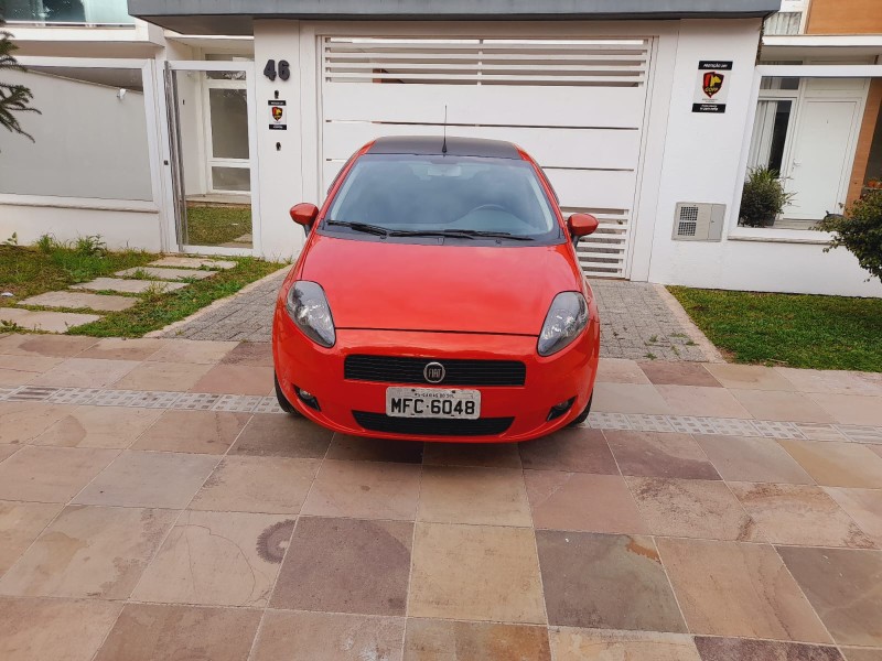 PUNTO 1.8 SPORTING 8V FLEX 4P MANUAL - 2008 - FARROUPILHA