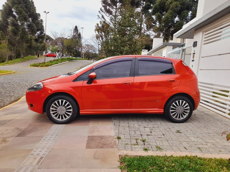 PUNTO 1.8 SPORTING 8V FLEX 4P MANUAL - 2008 - FARROUPILHA