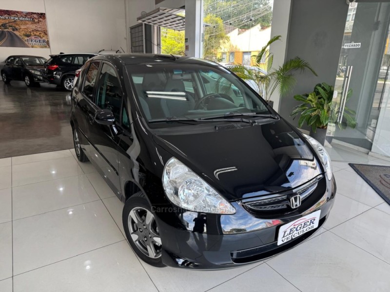 FIT 1.4 LXL 8V GASOLINA 4P AUTOMÁTICO - 2007 - SãO LEOPOLDO