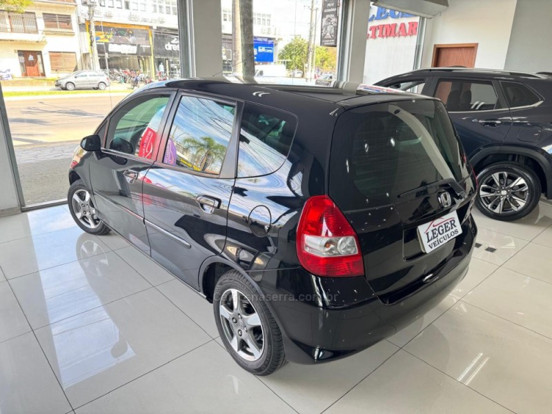 FIT 1.4 LXL 8V GASOLINA 4P AUTOMÁTICO - 2007 - SãO LEOPOLDO