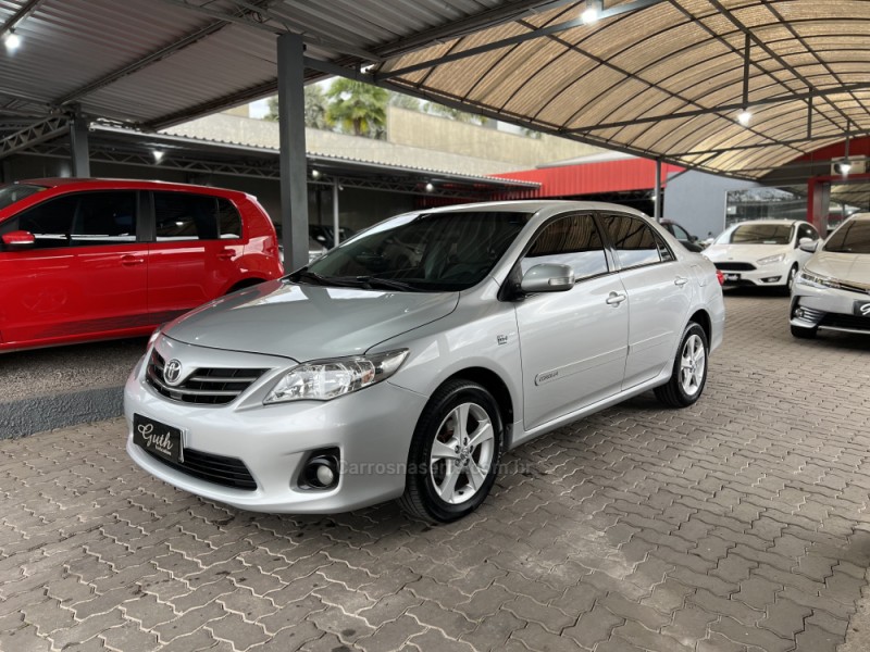 corolla 2.0 xei 16v flex 4p automatico 2012 bom principio