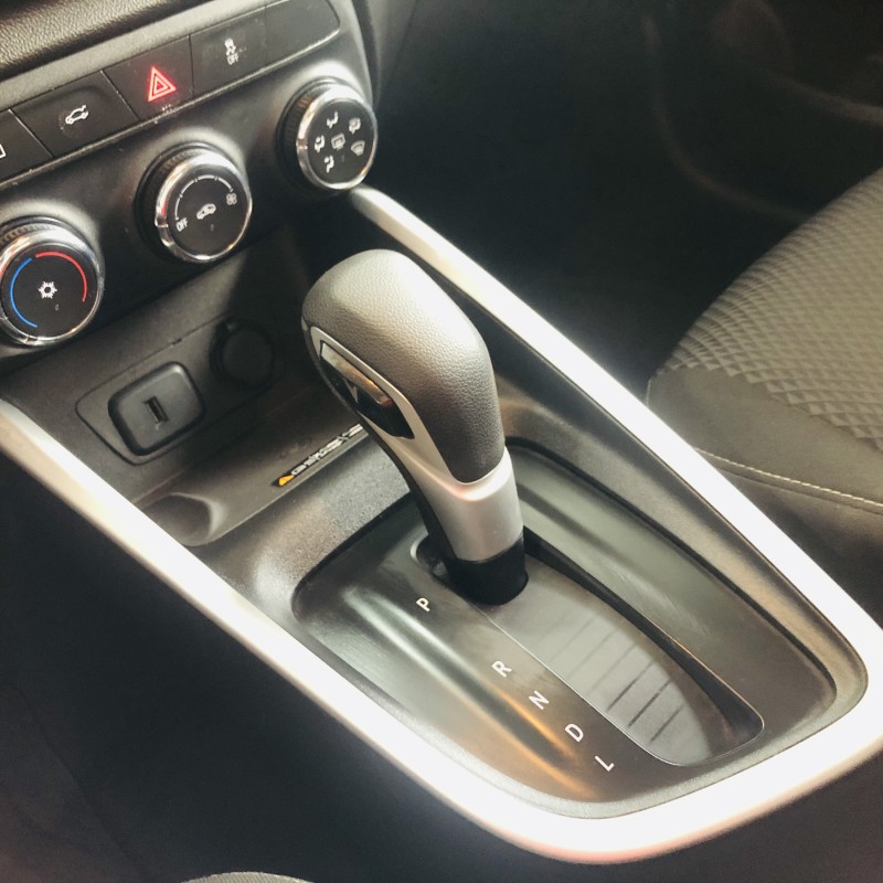 ONIX 1.0	LTZ PLUS 8V TURBO FLEX 4P AUTOMÁTICO - 2020 - VALE REAL
