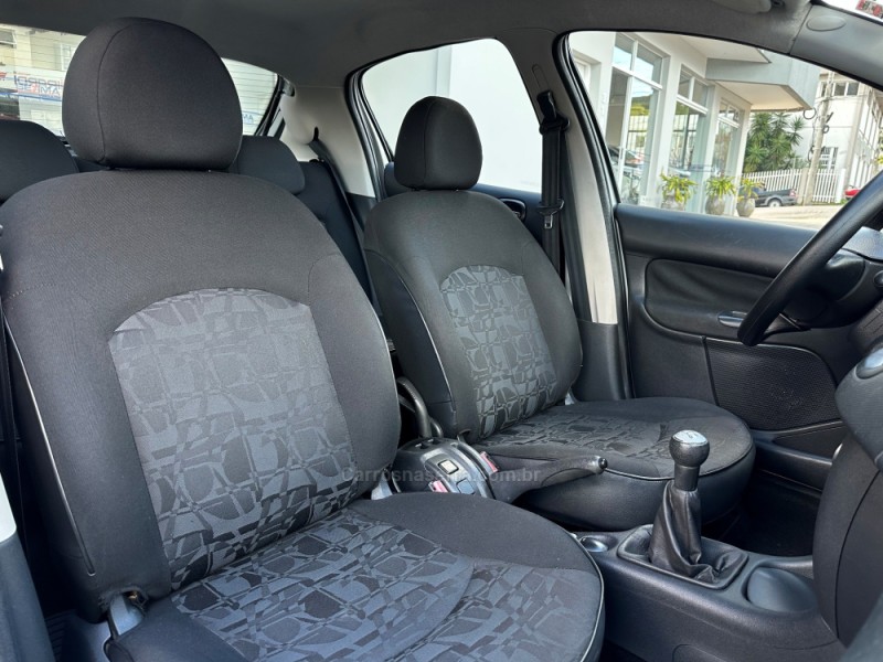 207 1.4 XR SPORT 8V FLEX 4P MANUAL - 2009 - GUAPORé