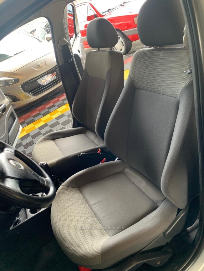 VOYAGE 1.0 MI CITY 8V FLEX 4P MANUAL - 2010 - CAXIAS DO SUL