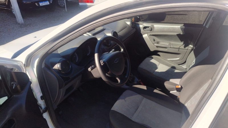 FIESTA 1.0 MPI PERSONNALITÉ 8V FLEX 4P MANUAL - 2013 - CAXIAS DO SUL