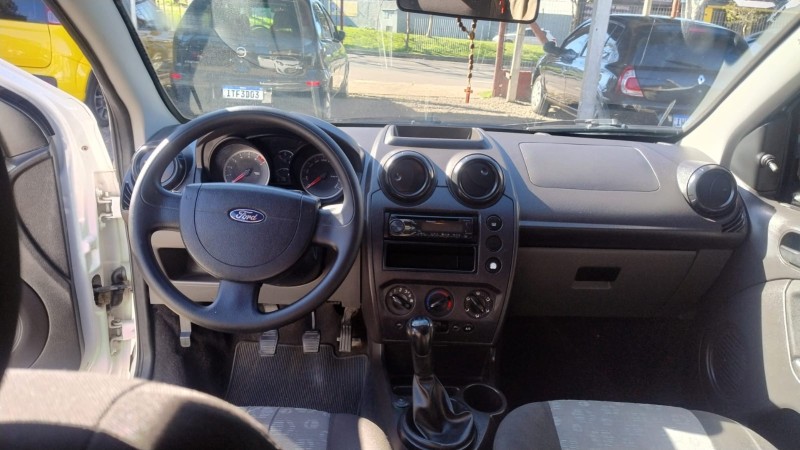 FIESTA 1.0 MPI PERSONNALITÉ 8V FLEX 4P MANUAL - 2013 - CAXIAS DO SUL