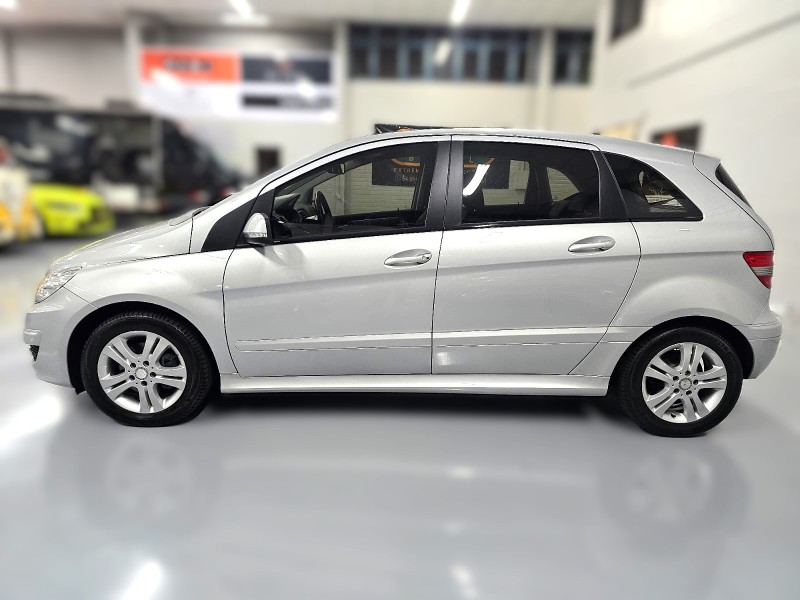 B 200 2.0 8V GASOLINA 4P AUTOMÁTICO - 2009 - CAXIAS DO SUL