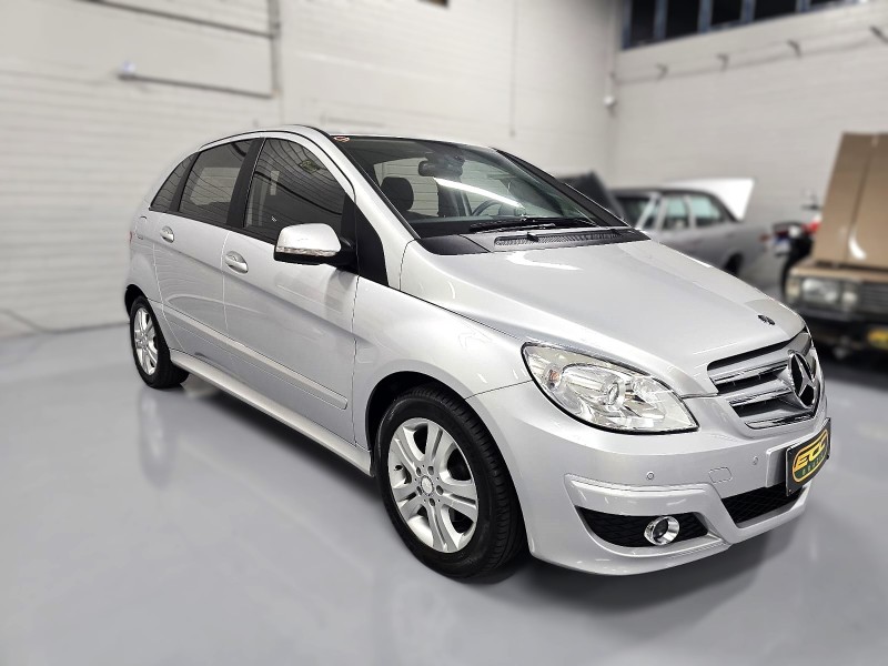 b 200 2.0 8v gasolina 4p automatico 2009 caxias do sul