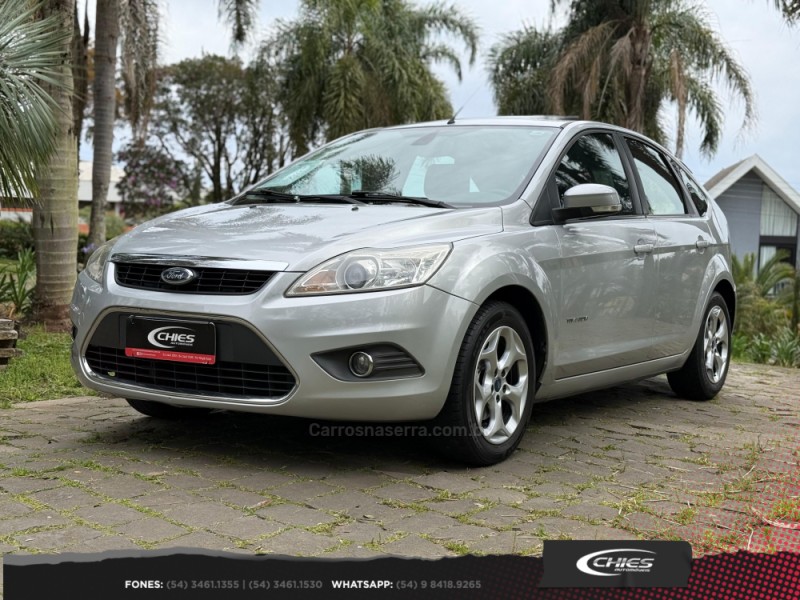 FOCUS 2.0 TITANIUM HATCH 16V FLEX 4P AUTOMÁTICO - 2012 - CARLOS BARBOSA
