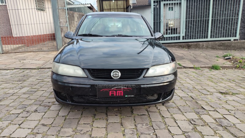 VECTRA 2.2 SFI GLS 16V GASOLINA 4P MANUAL - 2000 - CAXIAS DO SUL