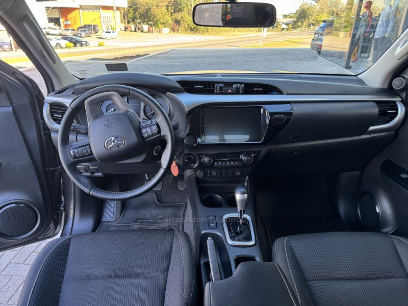 HILUX 2.8 SR 4X4 CD 16V DIESEL 4P AUTOMÁTICO - 2024 - VERANóPOLIS