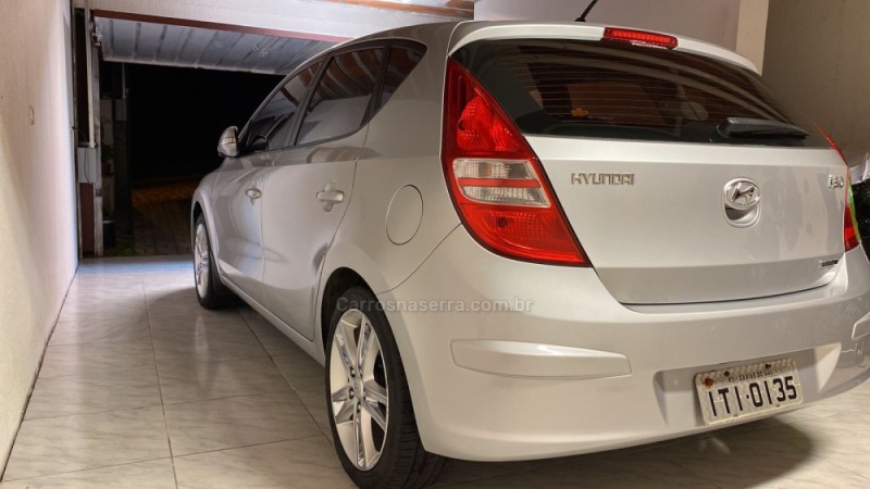 I30 2.0 MPI 16V GASOLINA 4P MANUAL - 2012 - CAXIAS DO SUL