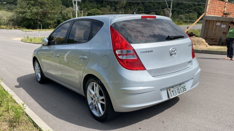 I30 2.0 MPI 16V GASOLINA 4P MANUAL - 2012 - CAXIAS DO SUL