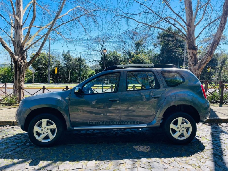 DUSTER 1.6 DYNAMIQUE 4X2 16V FLEX 4P MANUAL - 2013 - NOVO HAMBURGO