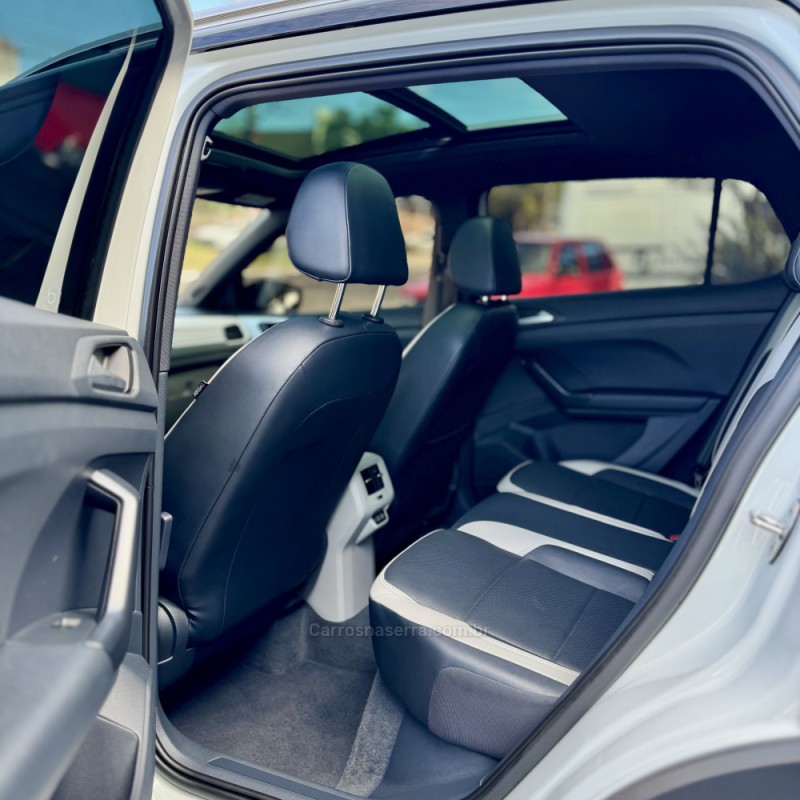 T-CROSS 1.4 HIGHLINE TSI 16V FLEX 4P AUTOMÁTICO - 2021 - NOVO HAMBURGO