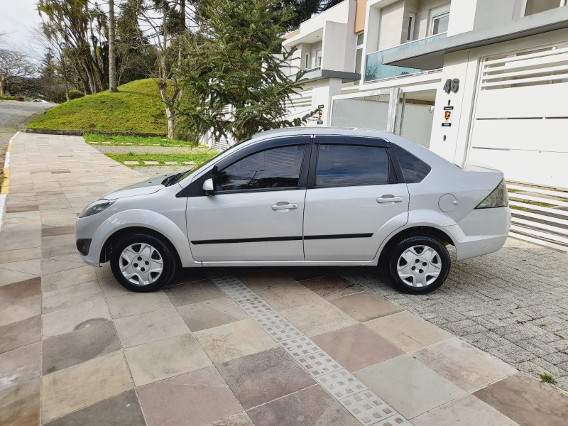 FIESTA 1.0 MPI SEDAN 8V FLEX 4P MANUAL - 2013 - FARROUPILHA