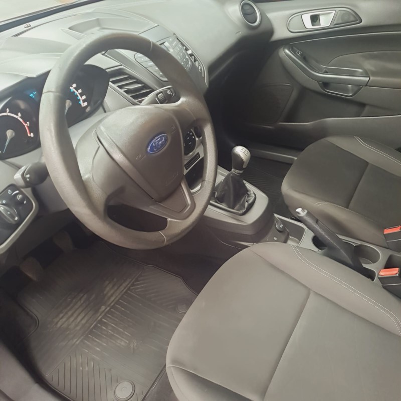 FIESTA 1.6 SE HATCH PLUS 16V FLEX 4P MANUAL - 2017 - CAXIAS DO SUL