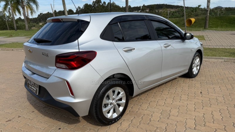 ONIX 1.0 LTZ 12V TURBO FLEX 4P MANUAL - 2021 - DOIS IRMãOS