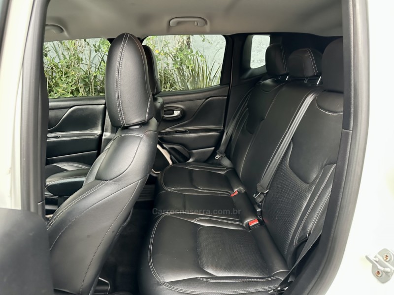RENEGADE 1.8 16V FLEX LONGITUDE 4P AUTOMÁTICO - 2016 - SAPIRANGA