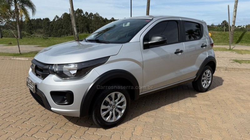 MOBI 1.0 8V EVO FLEX LIKE. MANUAL - 2022 - DOIS IRMãOS